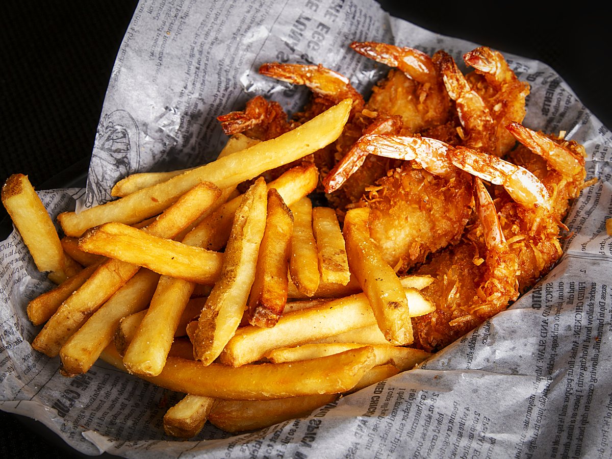 Coconut shrimp with fries